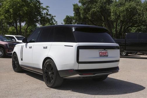 2023 Land Rover Range Rover P530 SE