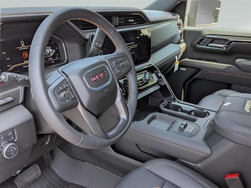 2025 GMC Sierra 2500 AT4