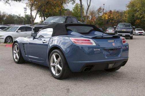2008 Saturn Sky Red Line