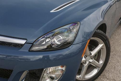 2008 Saturn Sky Red Line