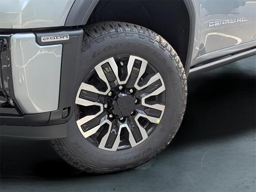 2025 GMC Sierra 2500 Denali Ultimate