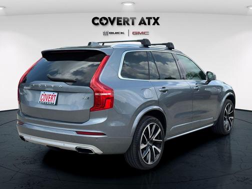 Gray Metallic 2020 Volvo XC90 T6 Momentum 7 Passenger