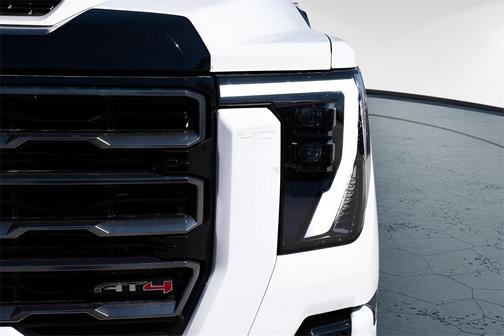 2026 GMC Sierra 2500 AT4