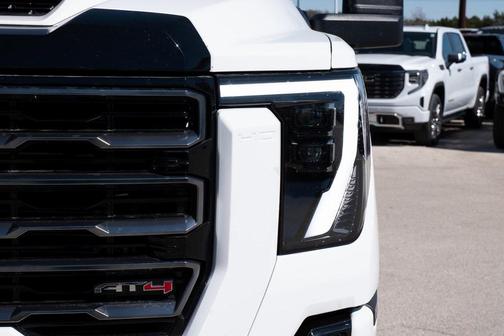 2026 GMC Sierra 2500 AT4