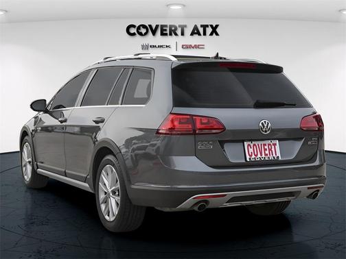 2017 Volkswagen Golf Alltrack TSI S