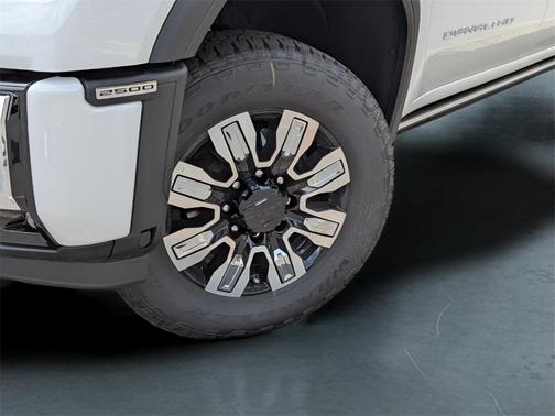 2025 GMC Sierra 2500 Denali