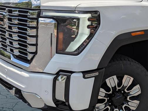 2025 GMC Sierra 2500 Denali