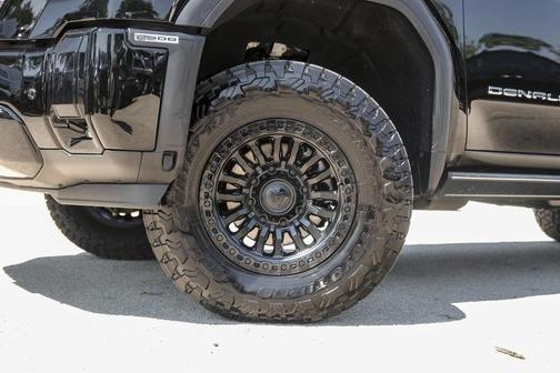 2025 GMC Sierra 2500 Denali Ultimate