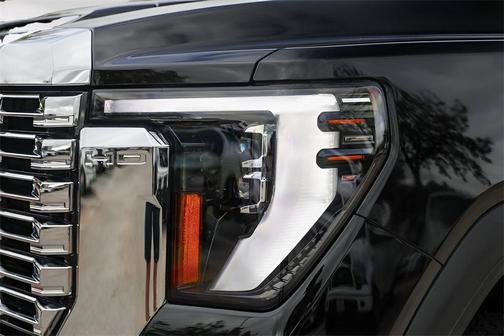 2025 GMC Sierra 2500 Denali