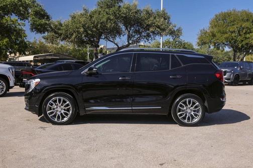 2023 GMC Terrain Denali