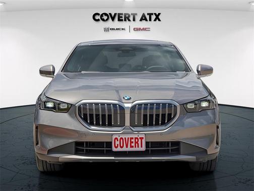 2025 BMW 530 i xDrive