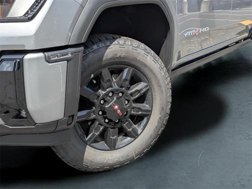 2025 GMC Sierra 2500 AT4