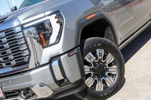 2024 GMC Sierra 2500 Denali