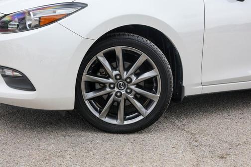 2018 Mazda Mazda3 Touring