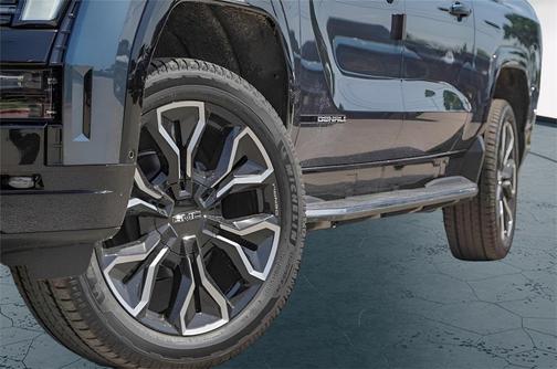 2025 GMC Sierra EV Denali