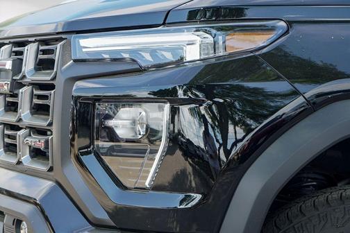 Onyx Black 2026 GMC Canyon AT4