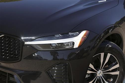 2025 Volvo XC60 B5 Core