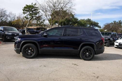 2021 GMC Acadia AT4