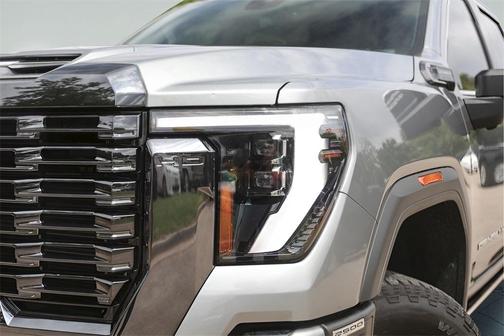 2024 GMC Sierra 2500 Denali Ultimate