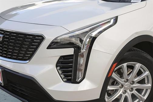 2022 Cadillac XT4 Luxury