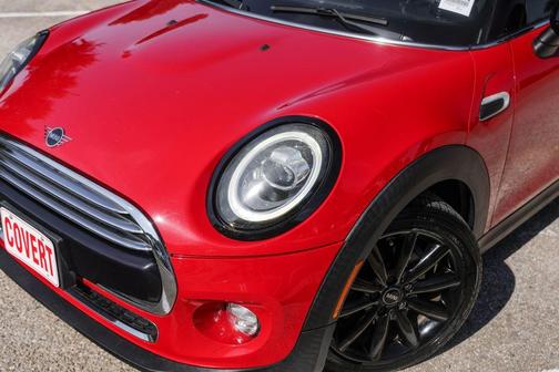 Chili Pepper Red 2019 MINI Convertible Cooper