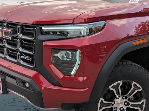 2025 GMC Canyon AT4