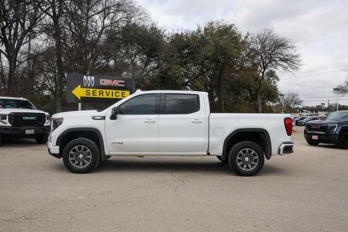 2024 GMC Sierra 1500 AT4