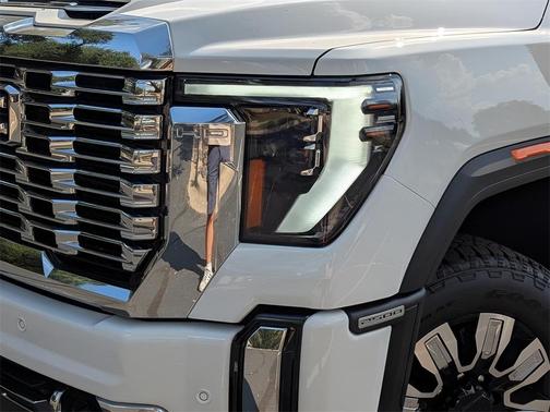 2025 GMC Sierra 2500 Denali