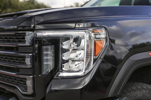 2023 GMC Sierra 2500 AT4