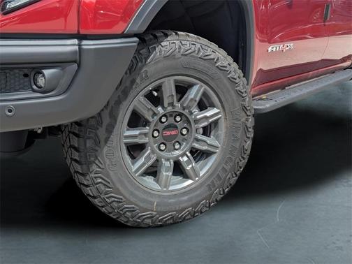 2025 GMC Sierra 1500 AT4X