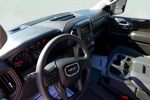 2024 GMC Sierra 2500 Pro