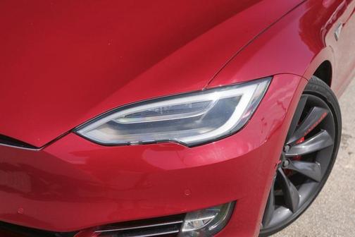 2016 Tesla Model S P100D