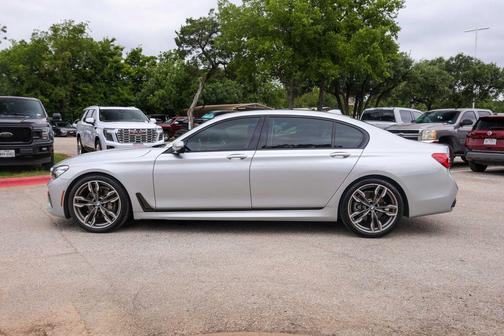 Glacier Silver Metallic 2019 BMW 740 i