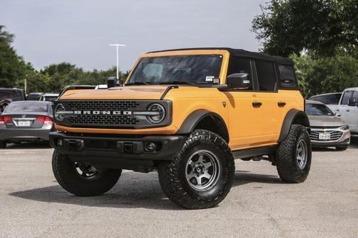 2022 Ford Bronco Badlands