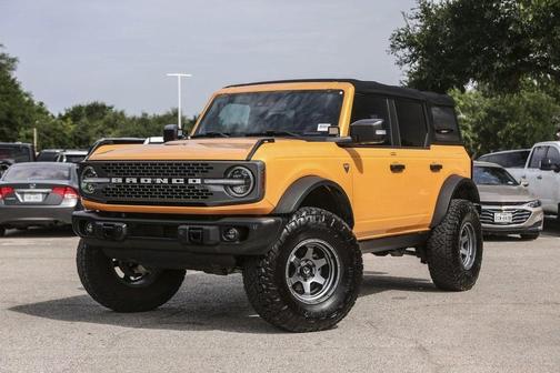 2022 Ford Bronco Badlands