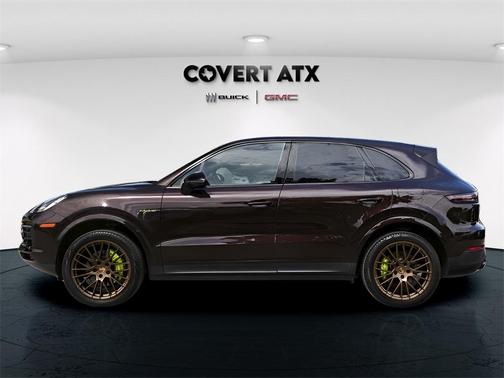 2022 Porsche Cayenne Platinum Edition