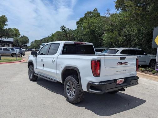 2025 GMC Sierra 1500 AT4X