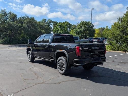 2025 GMC Sierra 2500 Denali Ultimate