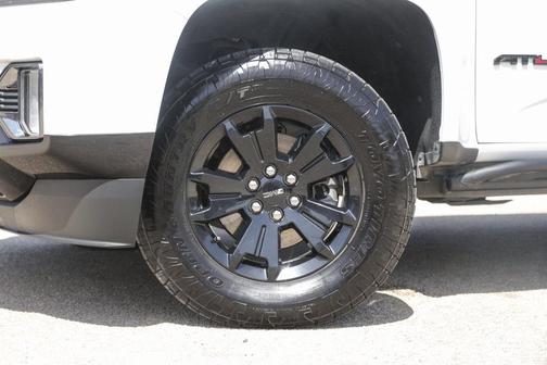 2022 GMC Canyon AT4 w/Leather