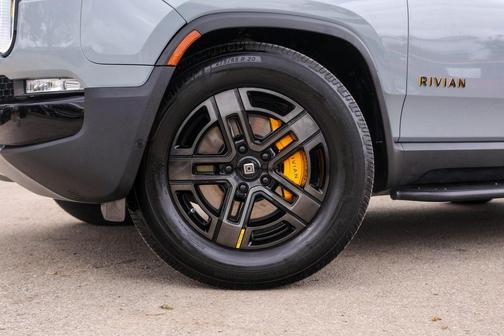 2023 Rivian R1S Launch Edition