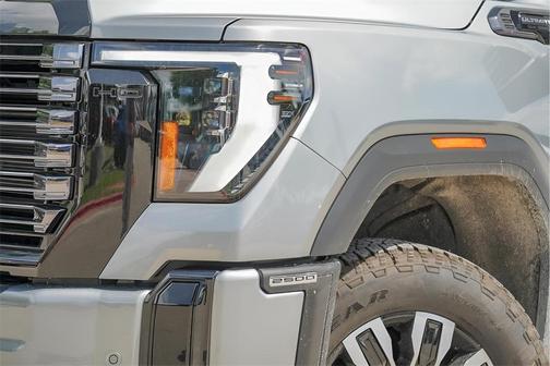 2025 GMC Sierra 2500 Denali Ultimate