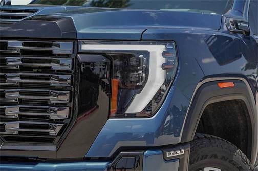 2025 GMC Sierra 2500 Denali Ultimate