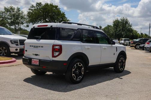 Oxford White 2023 Ford Bronco Sport Outer Banks