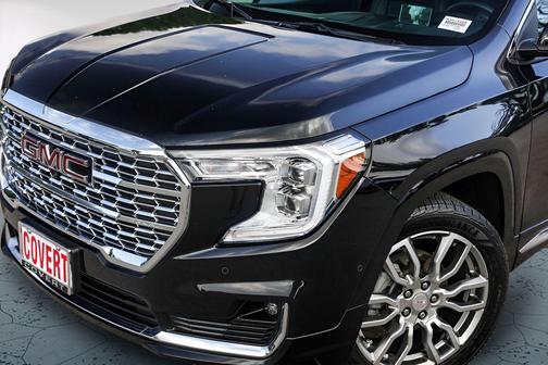 Ebony Twilight Metallic 2022 GMC Terrain Denali