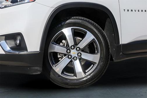 2020 Chevrolet Traverse LT Leather