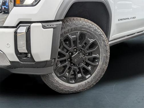 2025 GMC Sierra 2500 Denali
