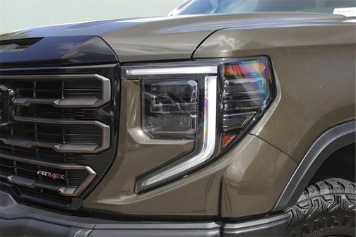 2023 GMC Sierra 1500 AT4X