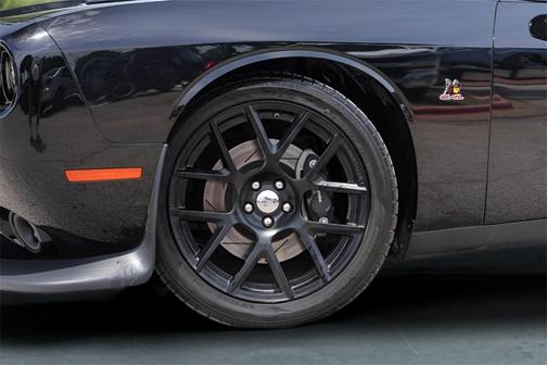 2015 Dodge Challenger R/T Scat Pack