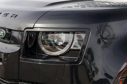 2023 Land Rover Defender 110 X-Dynamic SE