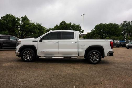 Summit White 2022 GMC Sierra 1500 SLT